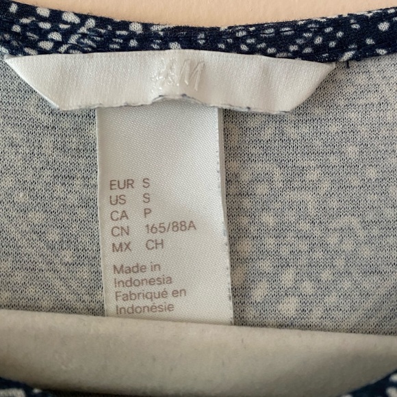 H&M Navy Patterned Dress Size S - Picture 4 of 6